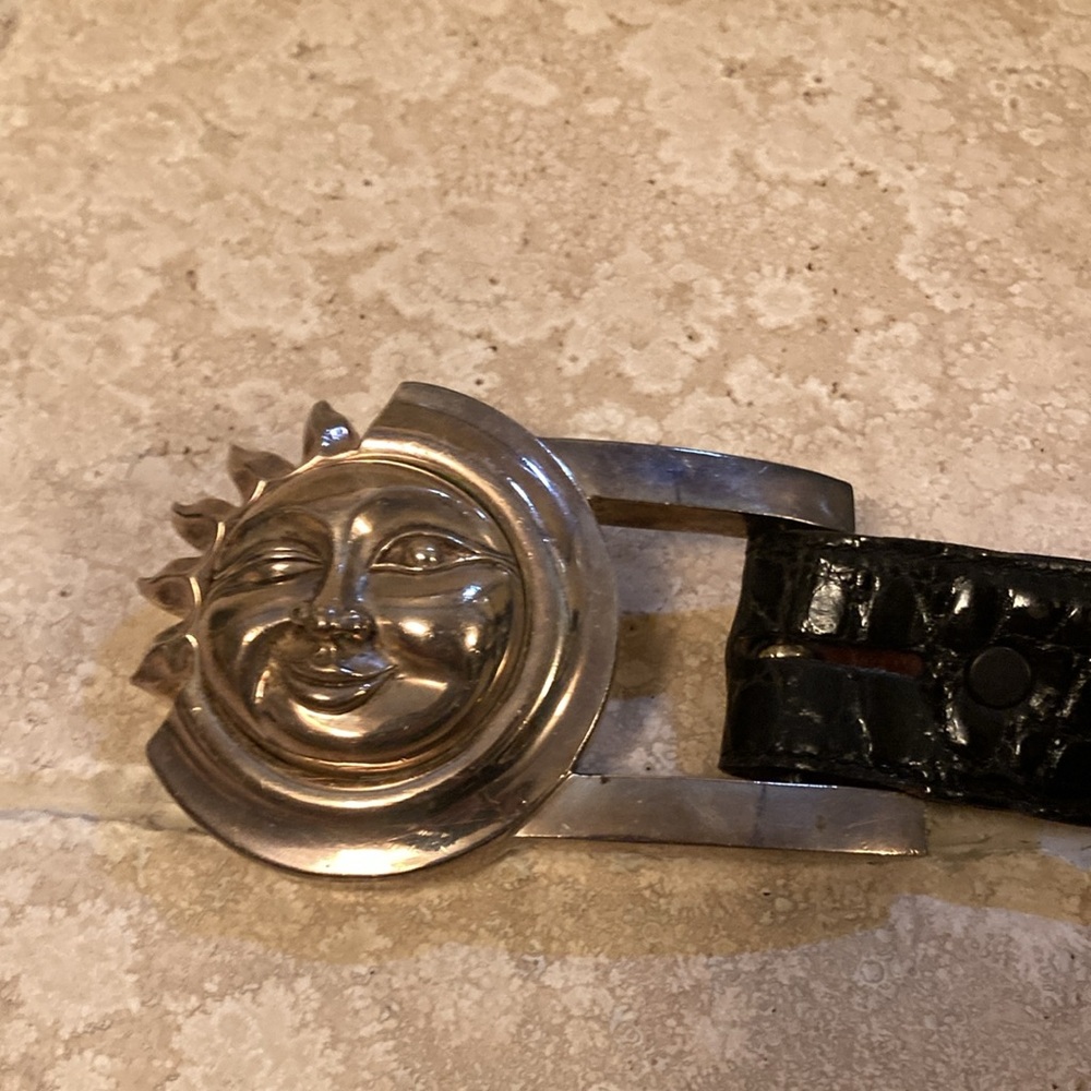 Kieselstein-Cord Sun with Black Alligator Belt, Size 3. - Picture 2 of 9